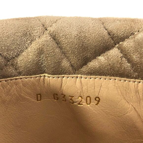 Chanel Quilted Foldover CC Clover Suede Cap Toe Pull On Boots 39 - Picture 11 of 11